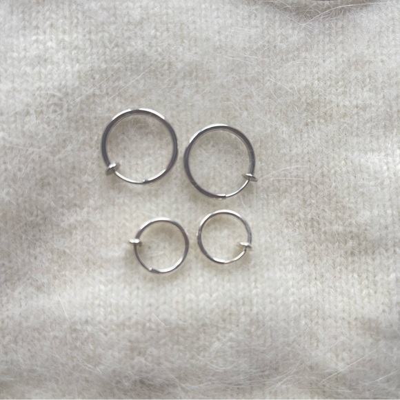 10 pairs of clip on earrings and 8 clip on ear cuffs! - Picture 6 of 6